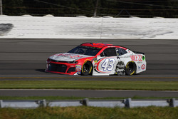 Darrell Wallace Jr., Richard Petty Motorsports, Chevrolet Camaro Mile 22
