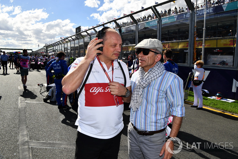 Frederic Vasseur, Sauber, Team Principal on the grid