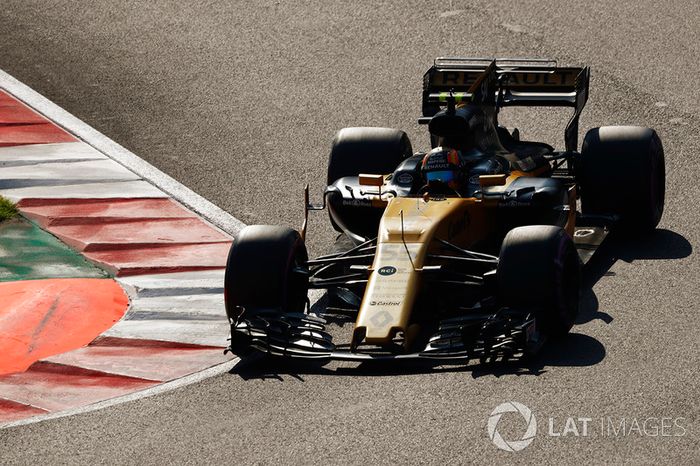 Carlos Sainz Jr., Renault Sport F1 Team RS17