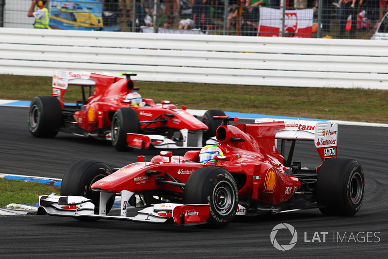 Felipe Massa, Ferrari F10 y Fernando Alonso, Ferrari F10