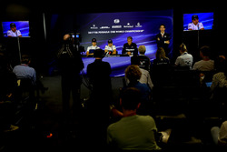 Lance Stroll, Williams, Felipe Massa, Williams and Marcus Ericsson, Sauber in the Press Conference