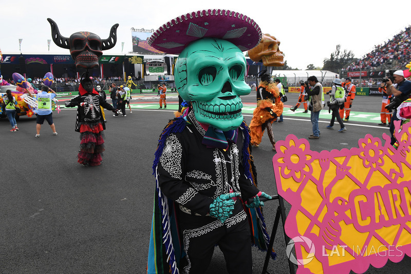 O Dia dos Mortos foi representado antes do GP do México