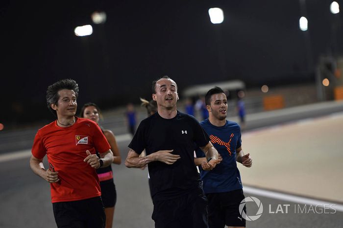 Robert Kubica, Williams corre por el circuito