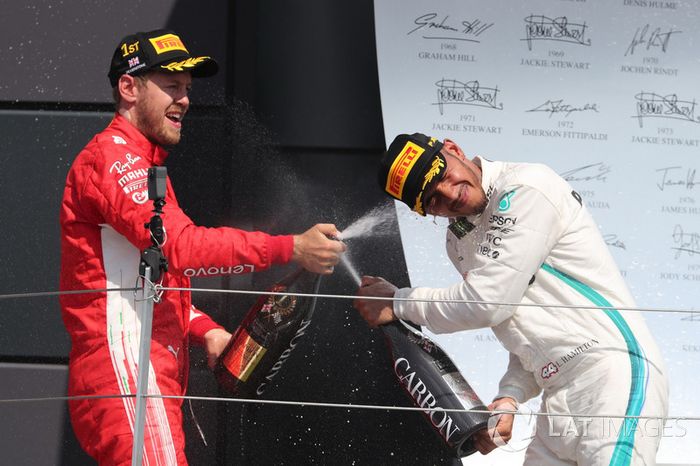 Sebastian Vettel, Ferrari y Lewis Hamilton, Mercedes-AMG F1