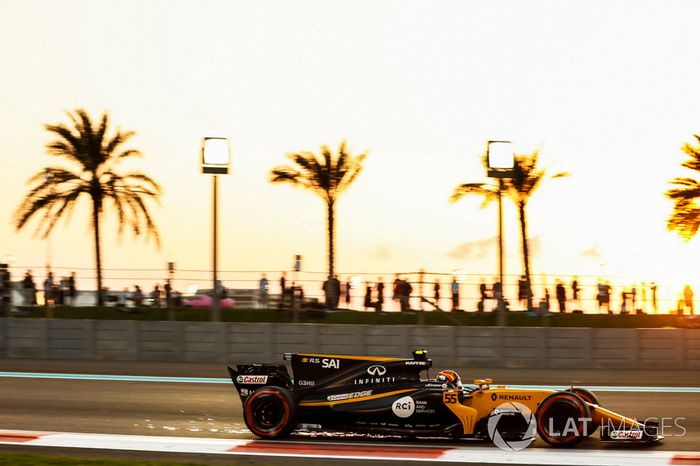 Carlos Sainz Jr., Renault Sport F1 Team RS17