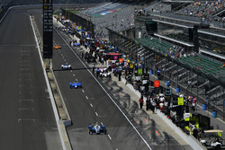 Max Chilton, Chip Ganassi Racing Honda, Tony Kanaan, Chip Ganassi Racing Honda, Takuma Sato, Andretti Autosport Honda