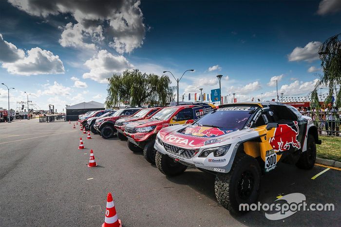 #300 Peugeot Sport Peugeot 3008 DKR: Stéphane Peterhansel, Jean-Paul Cottret