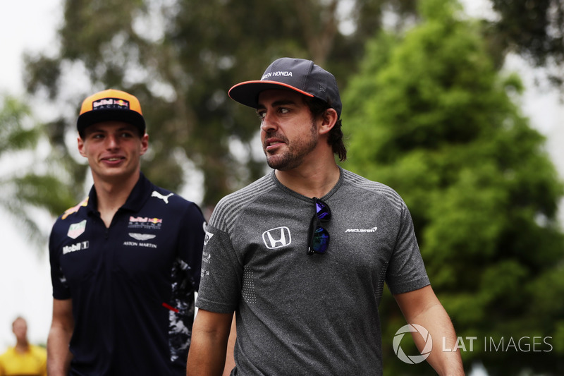 Fernando Alonso, McLaren, Max Verstappen, Red Bull