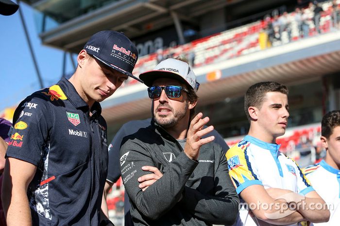 Max Verstappen, Red Bull, Fernando Alonso, McLaren