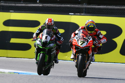 Chaz Davies, Ducati Team; Jonathan Rea, Kawasaki Racing