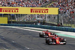 Себастьян Феттель, Ferrari SF70H, Кімі Райкконен, Ferrari SF70H
