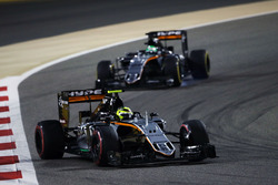 Sergio Pérez, Sahara Force India F1 VJM09 lídera a Nico Hulkenberg, Sahara Force India F1 VJM09