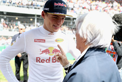 Max Verstappen, Red Bull Racing talks con Bernie Ecclestone