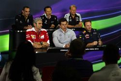 FIA Press Conference (Ki ke Ka):Cyril Abiteboul, Renault Sport F1 Managing Director; Yusuke Hasegawa