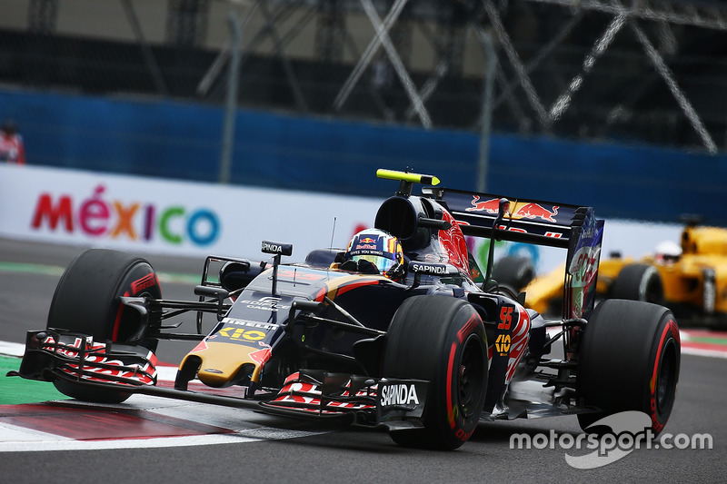 Carlos Sainz Jr., Scuderia Toro Rosso STR11