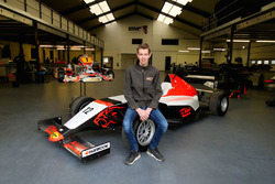 Richard Verschoor, gepresenteerd als rijder bij KNAF en MP Motorsport in de SMP Formule 4 NEZ