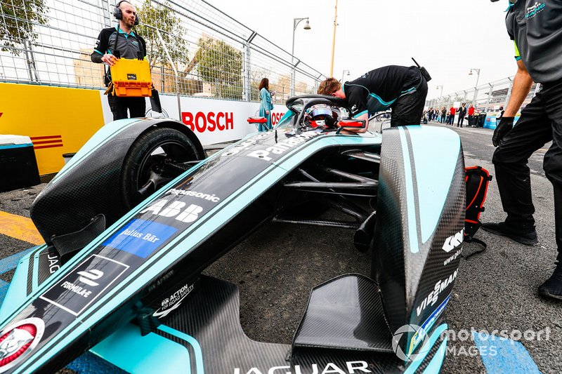 Mitch Evans, Panasonic Jaguar Racing, Jaguar I-Type 3 on the grid