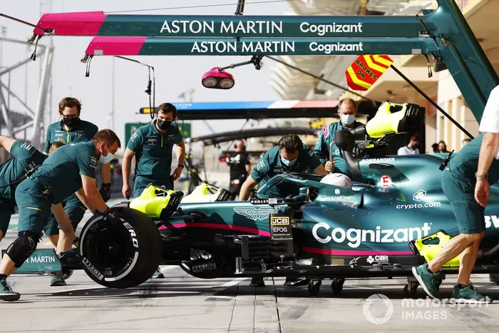 Sebastian Vettel, Aston Martin AMR21