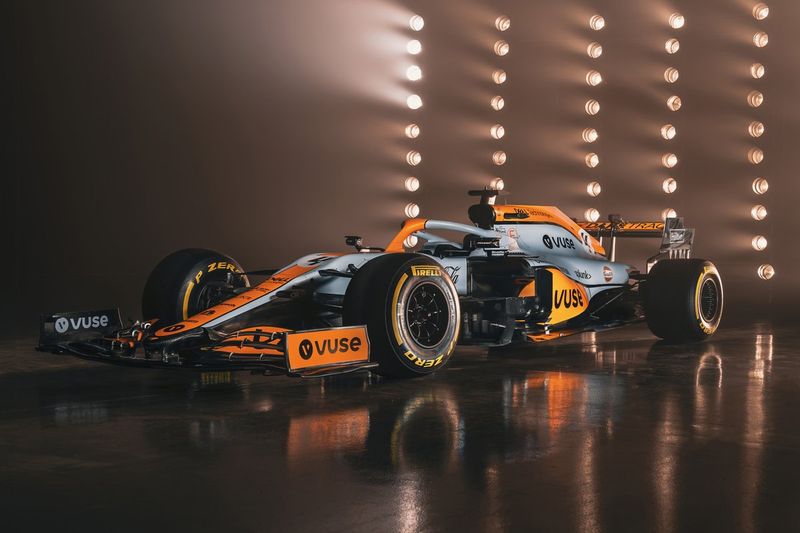 McLaren MCL35M con nueva decoración Gulf