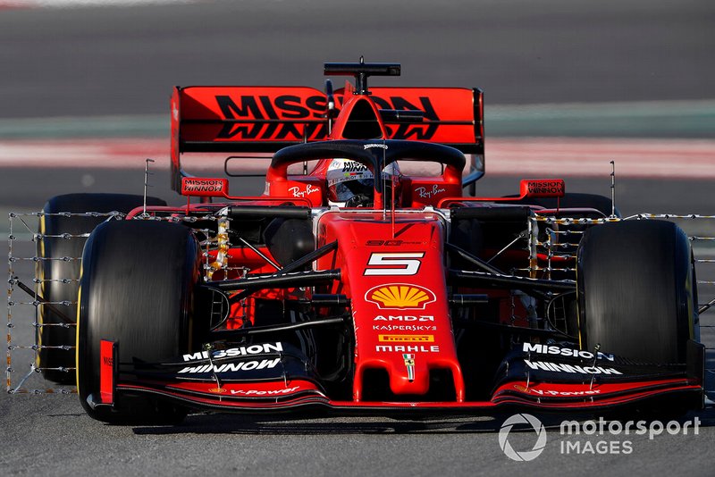 Ferrari SF90 con sensores