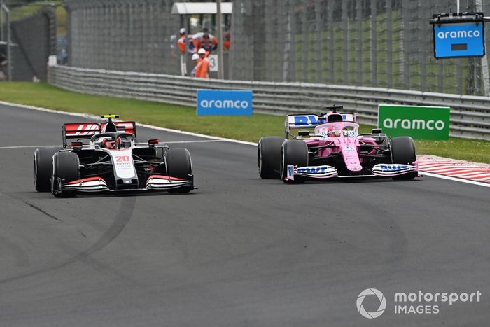 Kevin Magnussen, Haas VF-20, Sergio Pérez, Racing Point RP20