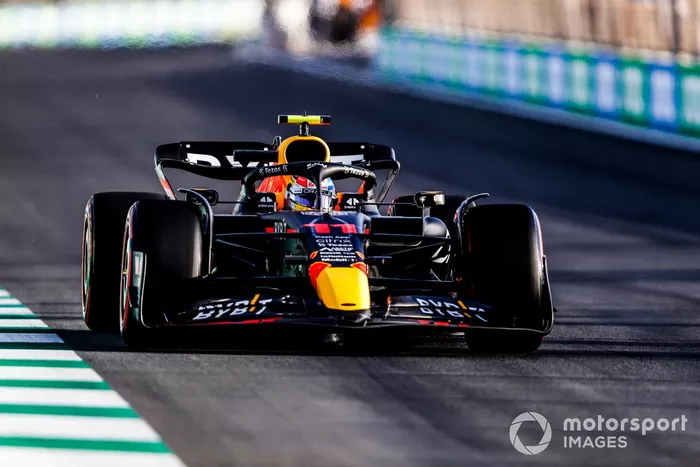 Sergio Pérez, Red Bull Racing RB18