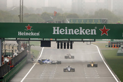 Antonio Giovinazzi, Sauber C36, choque