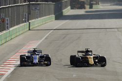 Джоліон Палмер, Renault Sport F1 Team RS17, Паскаль Верляйн, Sauber C36-Ferrari