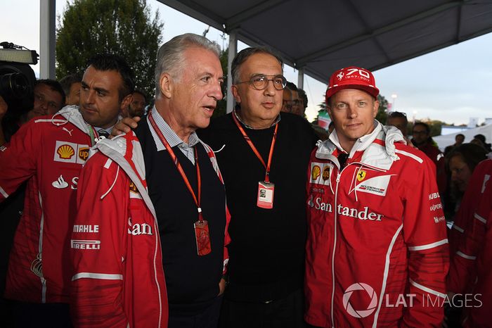 Piero Lardi Ferrari, Vicepresidente de Ferrari, Sergio Marchionne, CEO de FIAT, Kimi Raikkonen de Fe
