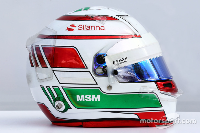 Helm von Antonio Giovinazzi, Sauber