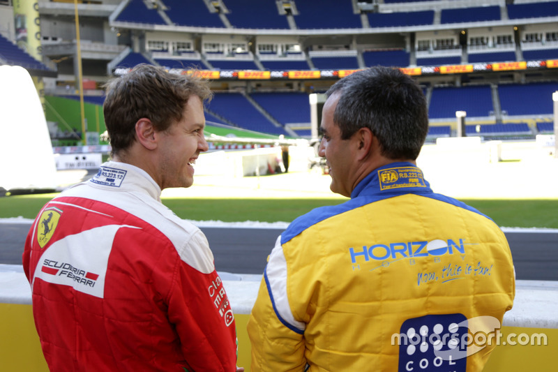 Sebastian Vettel y Juan Pablo Montoya