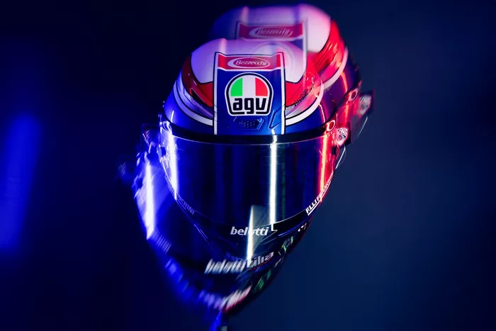 El casco tributo a Zanardi de Marco Bezzecchi