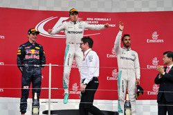 Подіум: Макс Ферстаппен, Red Bull Racing, Ніко Росберг, Mercedes AMG F1, Льюіс Хемілтон, Mercedes AM