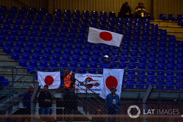 #8 Toyota Gazoo Racing fans