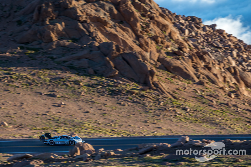 #94 Ромен Дюма, Volkswagen I.D. R Pikes Peak