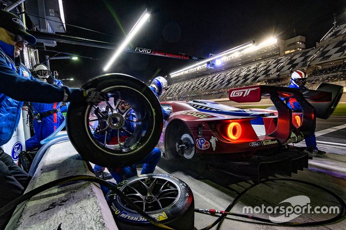 #66 Chip Ganassi Racing Ford GT, GTLM: Dirk Müller, Joey Hand, Sébastien Bourdais