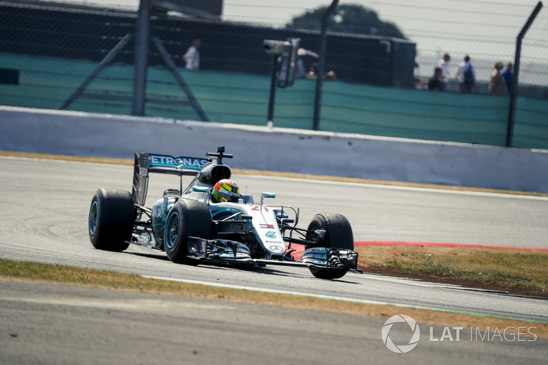 Mercedes-Benz F1 W07 Hybrid at Silverstone 70th Anniversary Parade