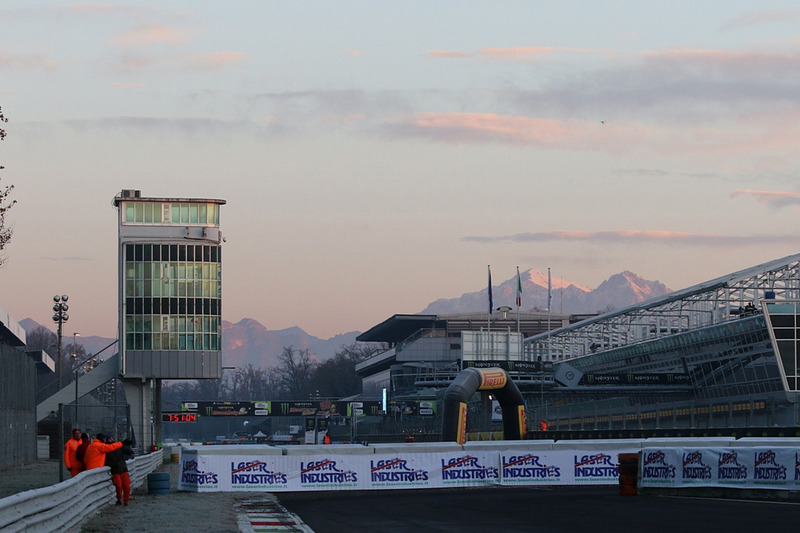 Monza alle prime luci del mattino