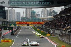 #95 Aston Martin Racing Aston Martin Vantage: Nicki Thiim, Marco Sorensen, #92 Porsche GT Team Porsc