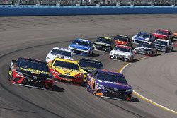 Denny Hamlin, Joe Gibbs Racing, Toyota Camry FedEx Freight, Martin Truex Jr., Furniture Row Racing,
