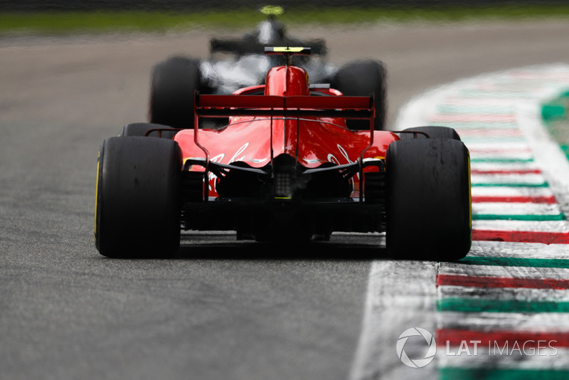 Kimi Raikkonen – bandeira quadriculada