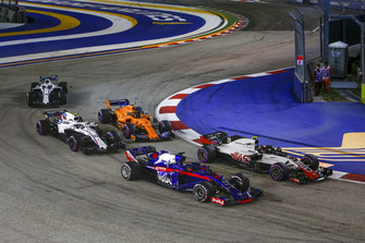Brendon Hartley, Scuderia Toro Rosso STR13, Kevin Magnussen, Haas F1 Team VF-18, Sergey Sirotkin, Williams FW41 and Stoffel Vandoorne, McLaren MCL33