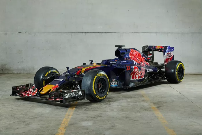 Coche de la Scuderia Toro Rosso 2016