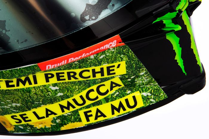 Casco de Valentino Rossi, Petronas Yamaha SRT  