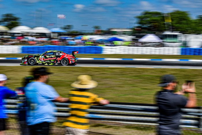 #14 Vasser Sullivan Racing Lexus RC F GT3: Ben Barnicoat, Aaron Telitz, Kyle Kirkwood, Jose Maria Lopez