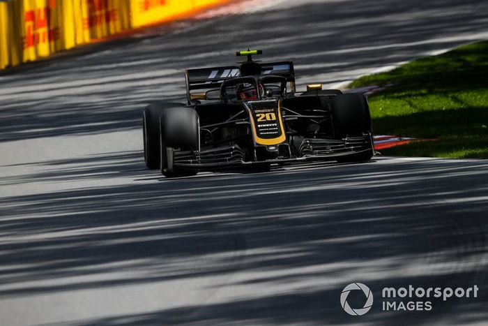 Kevin Magnussen, Haas VF-19