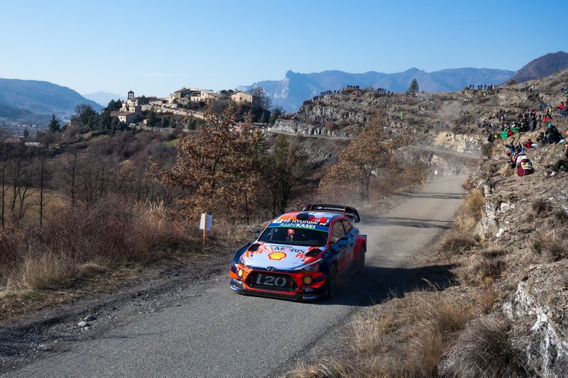 Thierry Neuville, Nicolas Gilsoul, Hyundai Motorsport Hyundai i20 Coupe WRC