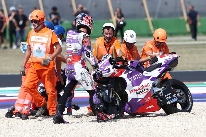 Caída de Johann Zarco, Pramac Racing al inicio