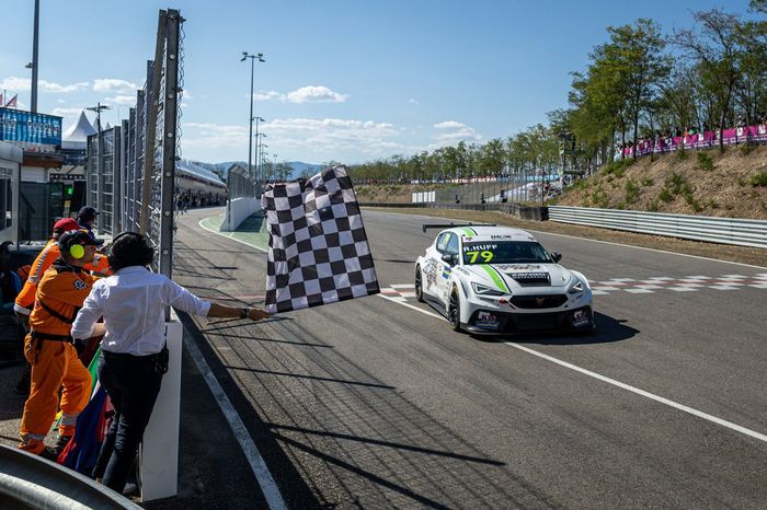 Rob Huff, Zengo Motorsport, CUPRA León Competición