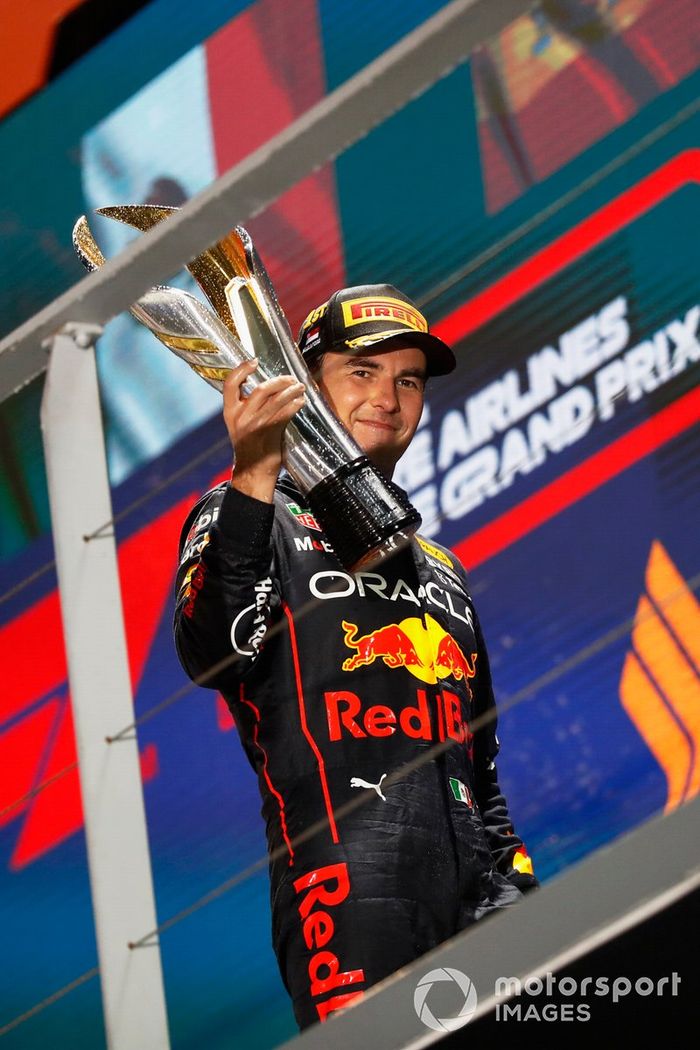 Podio: ganador Sergio Pérez, Red Bull Racing